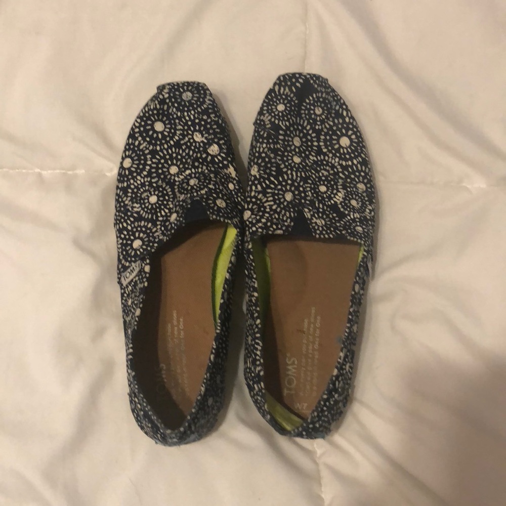 toms shoes